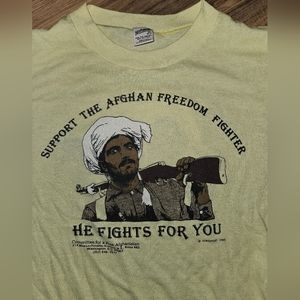 Vintage 80s War Propaganda Afghanistan Russia War M shirt Yellow Single Stitch
